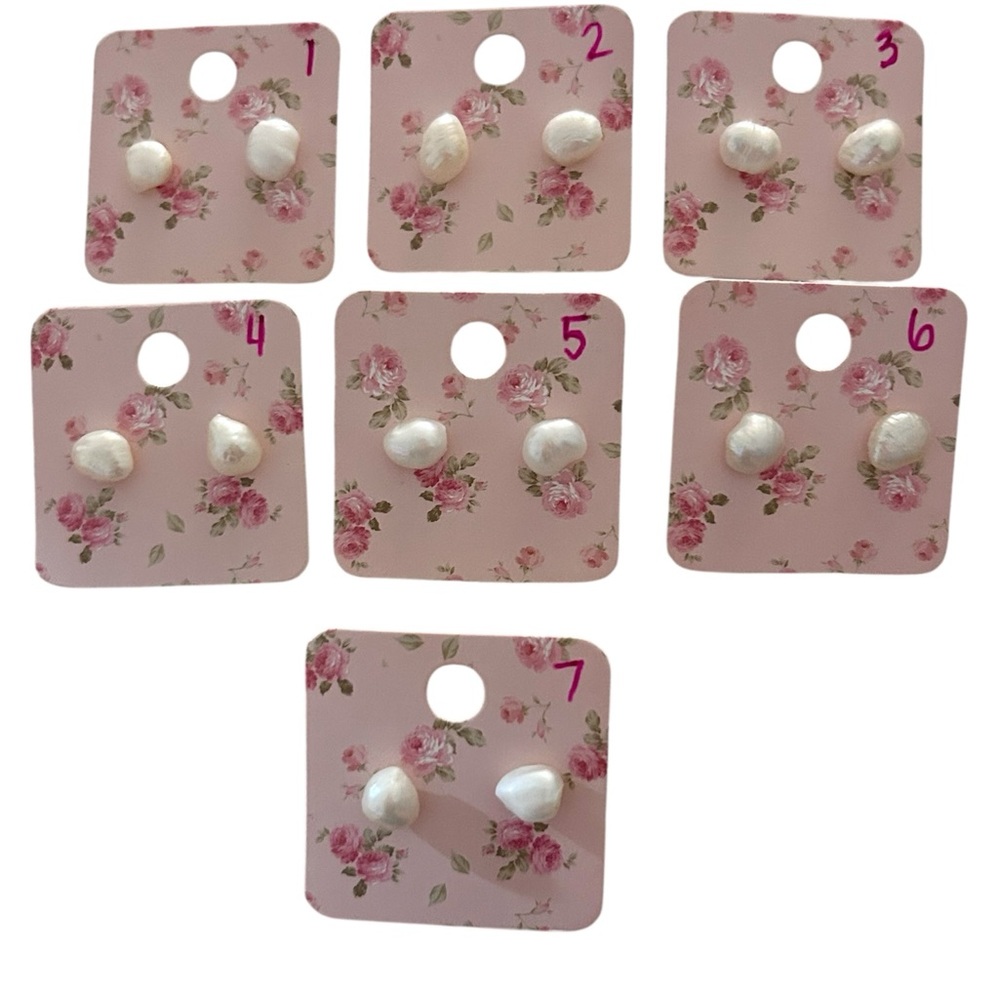 Elegant Freshwater White Pearl Earrings B8